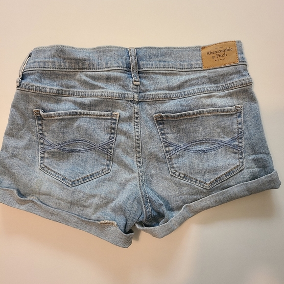Abercrombie & Fitch Jean Shorts - Picture 2 of 3